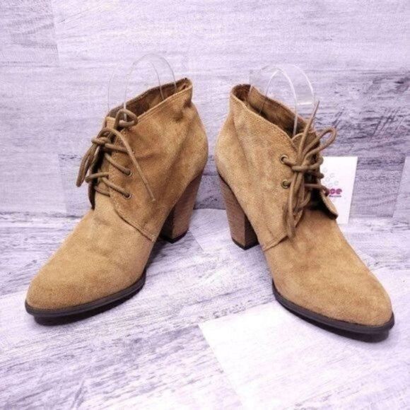 BCBGeneration Paxxton Suede Lace Up Heeled Ankle Boot Camel Brown Women's sz 8 - Picture 6 of 8